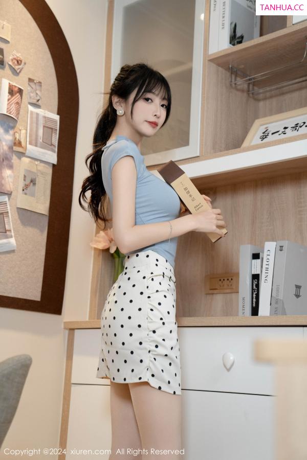 林星阑  [XiuRen]高清写真图 2024.08.22 No.9054 林星阑 丝袜美腿第36张图片